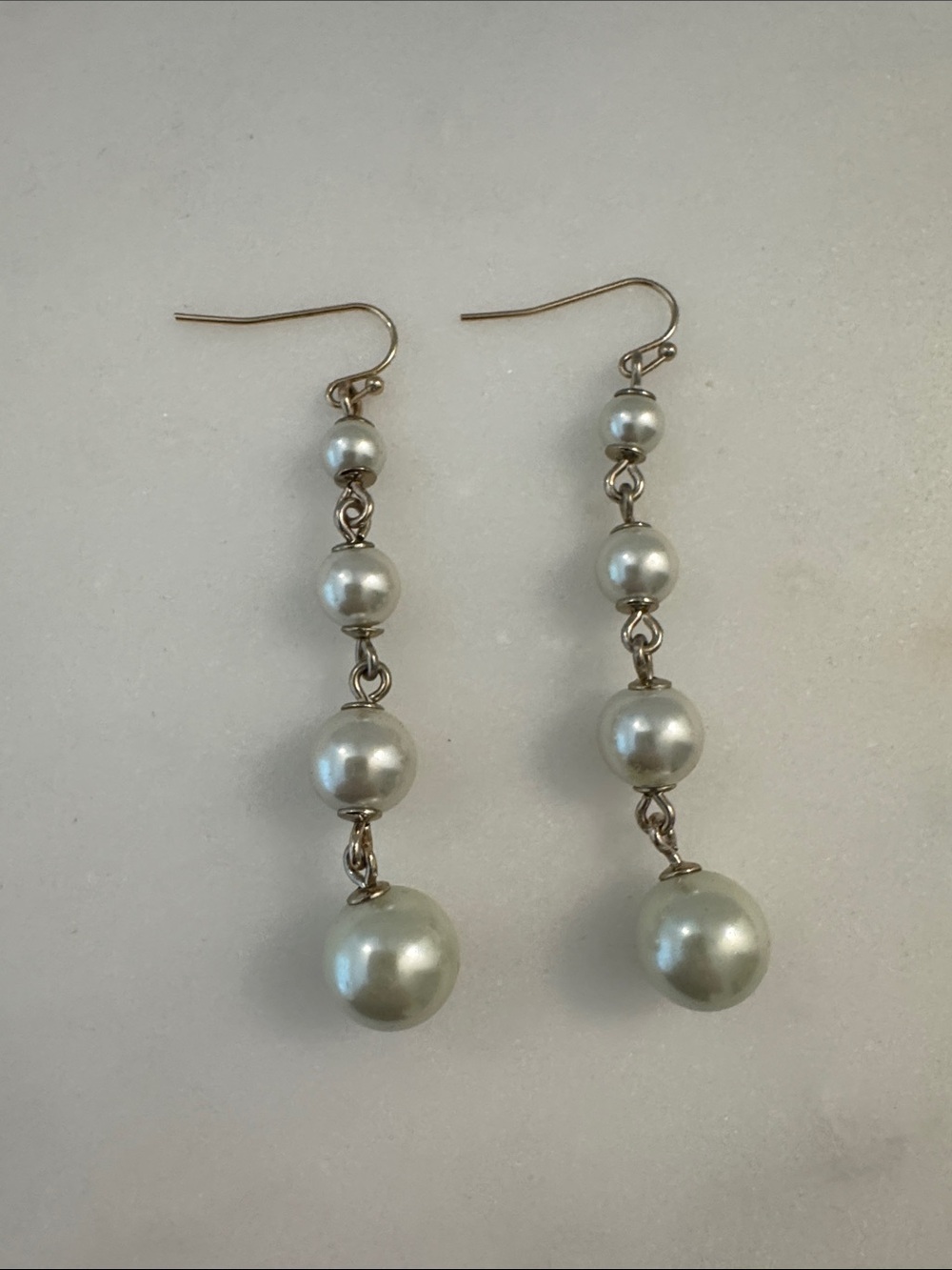 Pearl Drop Dangle Earrings - Gold- Pearl